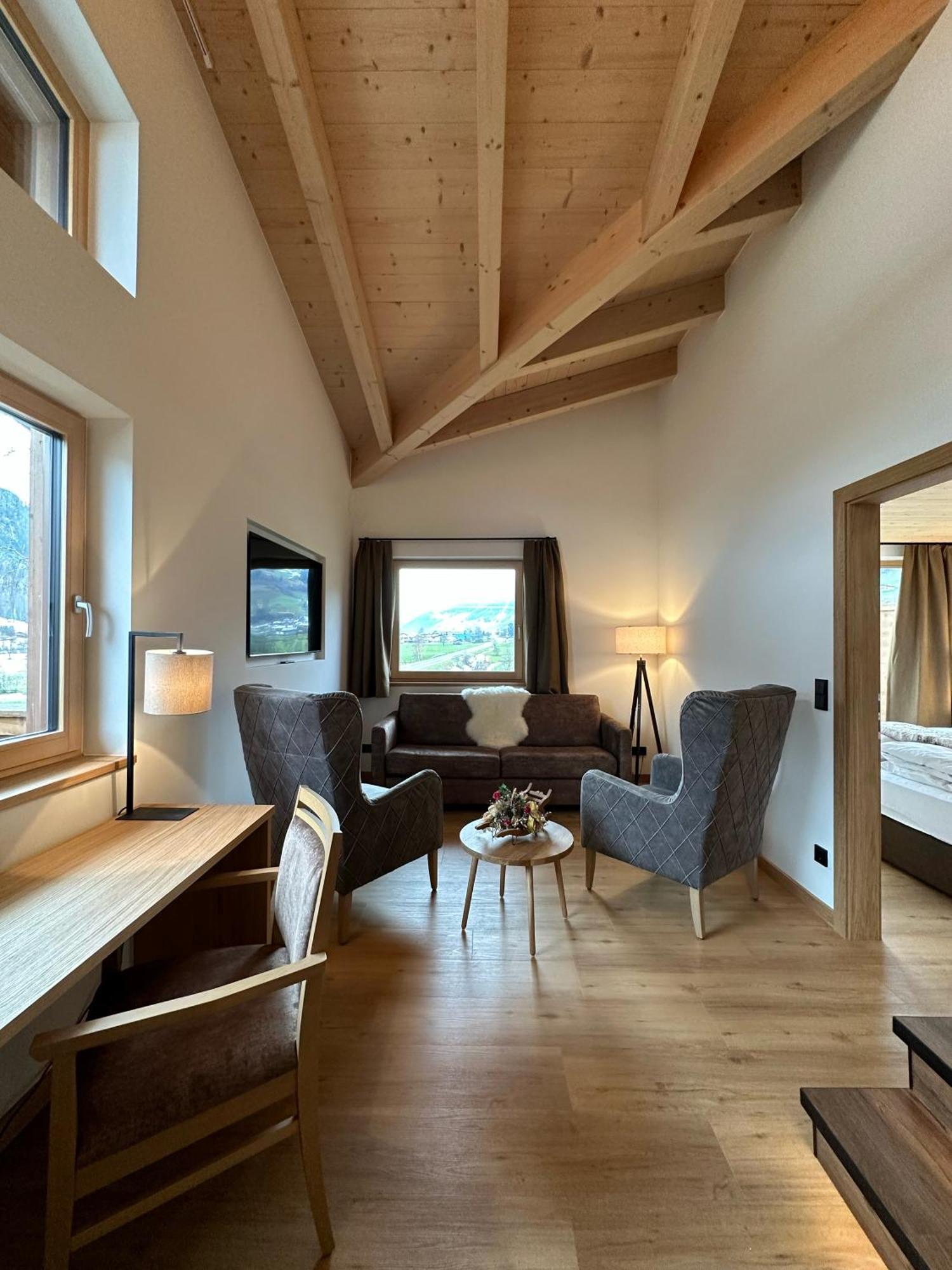 Hotel Dorferwirt Bramberg am Wildkogel Zimmer foto